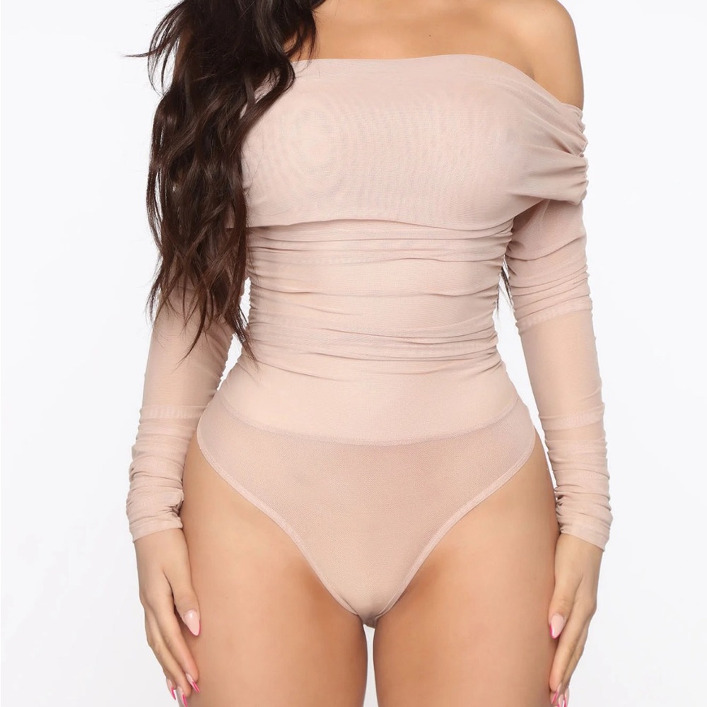 Fashion nova keep me sassy ruched bodysuit